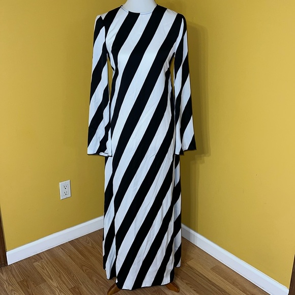 MANGO Cut-out maxi dress - Picture 4 of 7